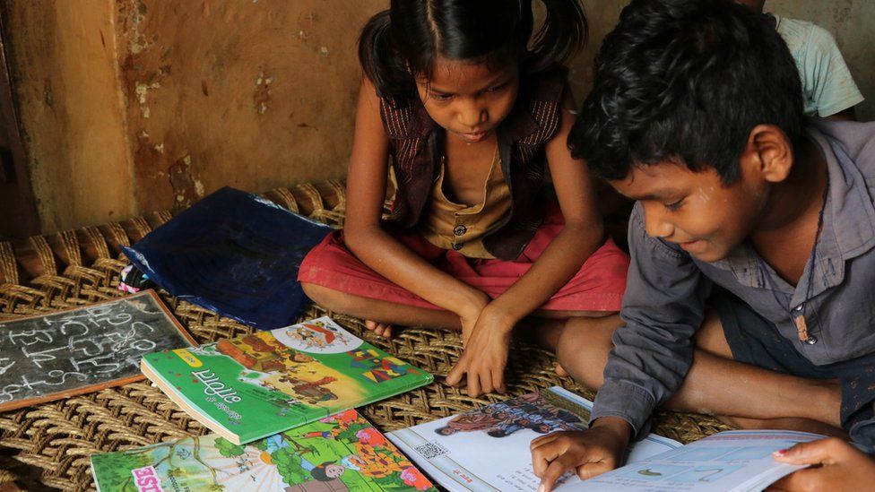 Children Reading